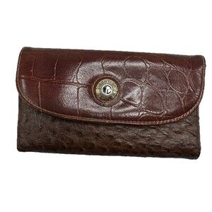 Carryland USA Faux Ostrich Women's Wallet Brown Multi Compartment Snap Closure